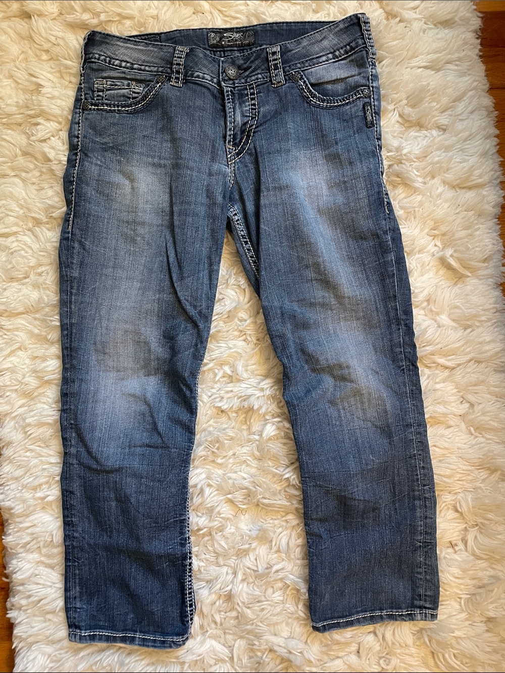 Silver Jeans Light Blue Denim Capri Pants